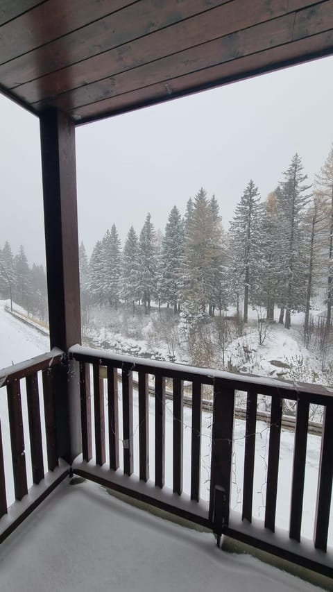 Skiing, View (from property/room), Balcony/Terrace, Balcony/Terrace, Landmark view, Mountain view