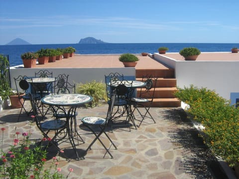 Balcony/Terrace, Decorative detail, Sea view