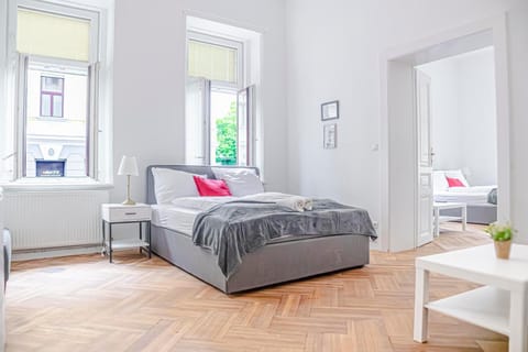 Property building, Bed, Seating area, Bedroom