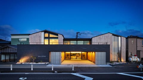 Property building, Night