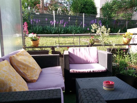 Patio, Balcony/Terrace