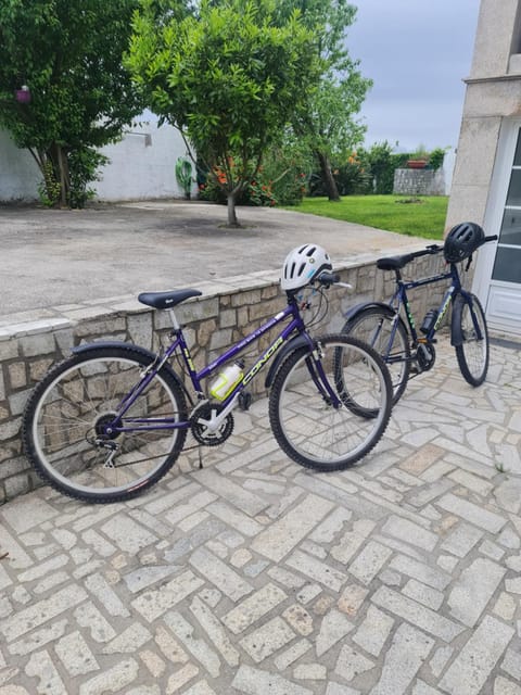 CASA GORIS House in O Salnés