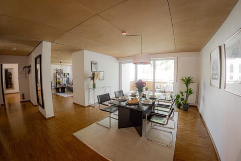 Living room, Seating area, Dining area