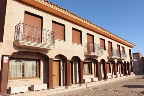 Property building, Facade/entrance, Off site