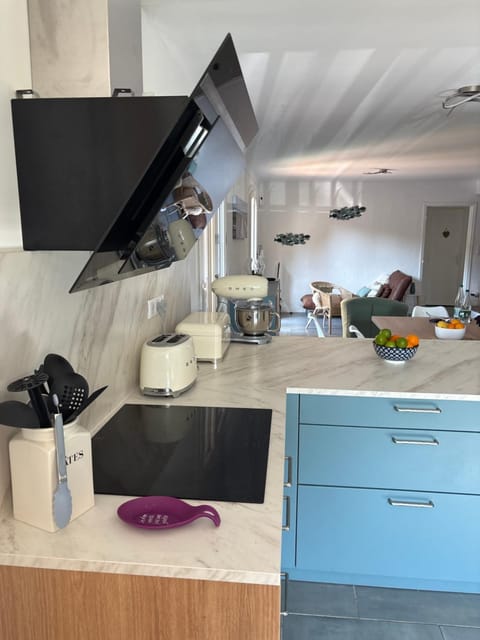 Magnifique villa avec piscine Villa in Saint-Raphael