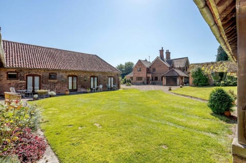 Holly Lodge Country Guest House Bed and Breakfast in Newark and Sherwood District