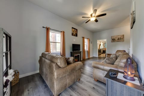 Majestic Pines Ruidoso Retreat with New Hot Tub! House in Ruidoso