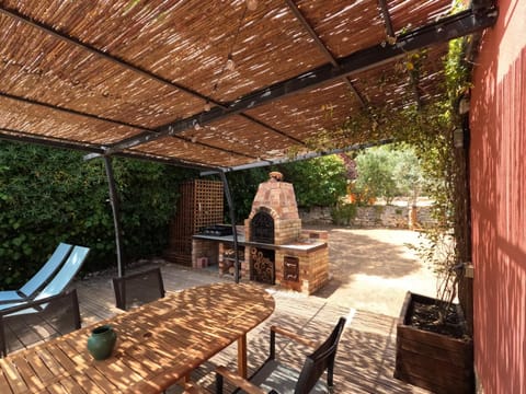 BBQ facilities, Balcony/Terrace, Dining area