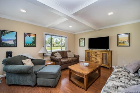 Pleasant Street Retreat House in Boyne City