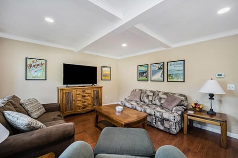 Pleasant Street Retreat House in Boyne City