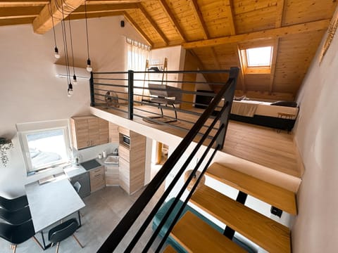 Bed, Living room, air conditioner