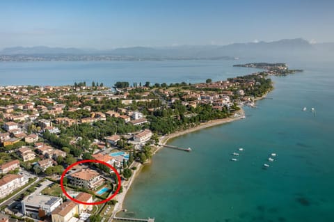 Property building, Bird's eye view, Location
