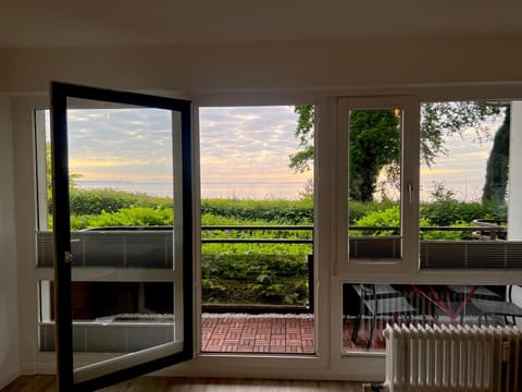 Living room, Photo of the whole room, Sea view