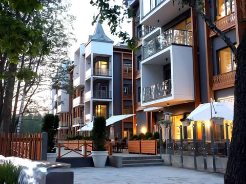 Property building, Restaurant/places to eat, Facade/entrance