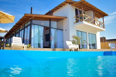 Property building, Swimming pool, Swimming pool