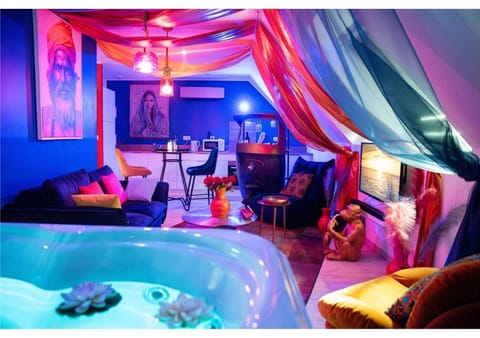 Massage, Living room, Spa and wellness centre/facilities