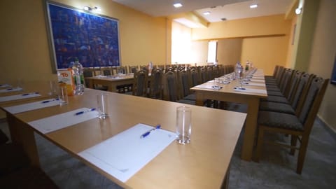 Meeting/conference room