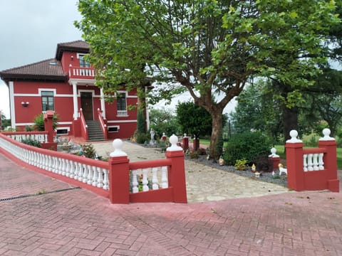 Facade/entrance, Garden view
