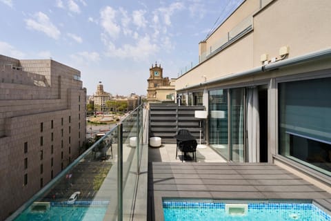 Balcony/Terrace, Pool view, Swimming pool