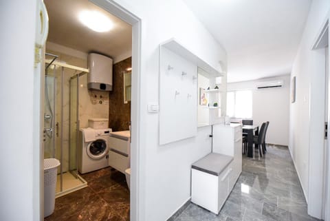 Biserka Apartment in Zadar