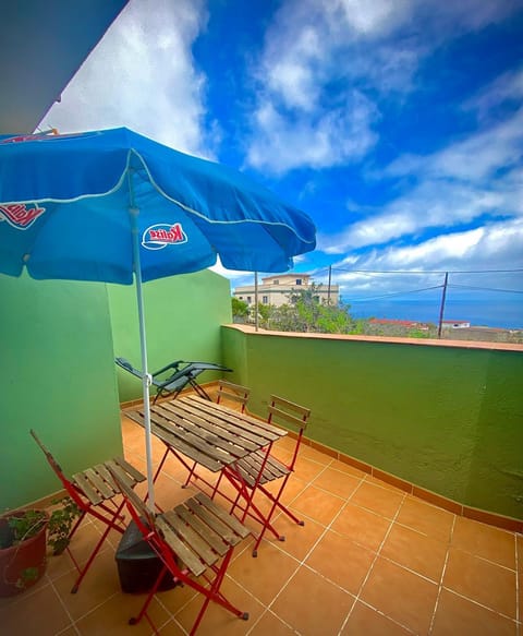Patio, Day, Natural landscape, View (from property/room), Balcony/Terrace, Sea view, sunbed