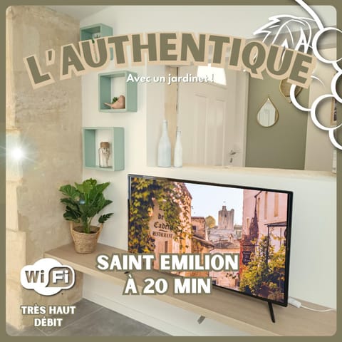 Communal lounge/ TV room, Property logo or sign, TV and multimedia, Text overlay