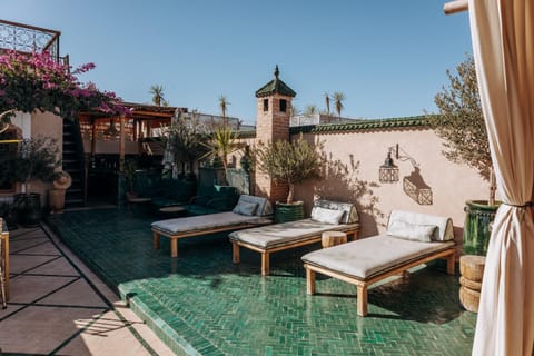 Patio, sunbed