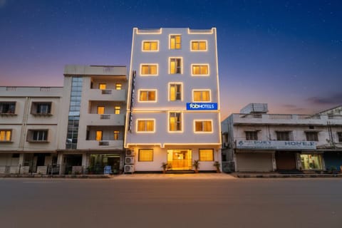 Property building, Facade/entrance