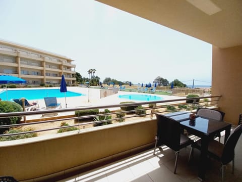 Pool view, Sea view, Swimming pool