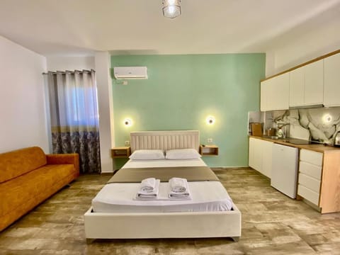 Gray&Oli Studios Apartment in Vlorë