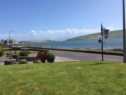Coastline House Bed and Breakfast in Dingle