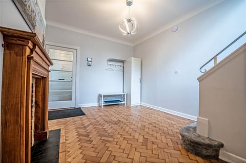 The Manor - Large Luxury home in Bournemouth - Sleeps 12+ House in Bournemouth