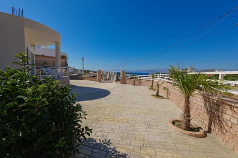 Inner courtyard view