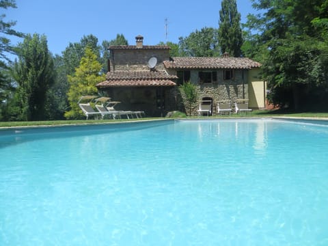 Property building, Garden, Garden view, Pool view, Swimming pool, sunbed