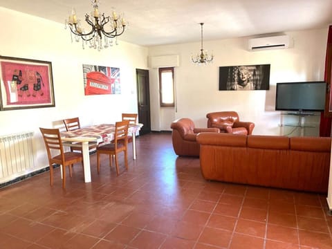 La Villetta di S'Oru 'e Mari DX Villa in Quartu Sant'Elena