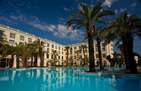 Property building, Pool view, Swimming pool