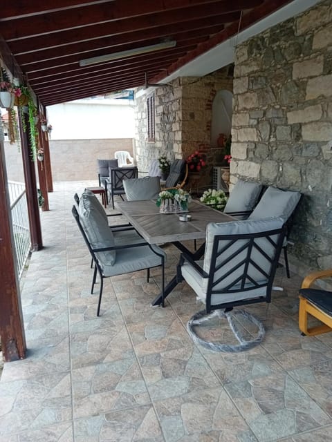 Balcony/Terrace, Seating area, Dining area