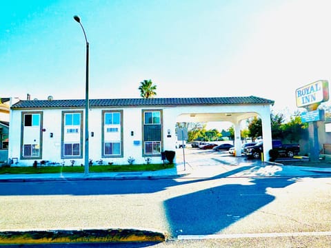 Casa Blanca Hotel - Cypress, Buena Park Hotel in Cypress