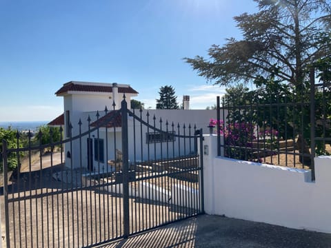 Property building, Natural landscape, View (from property/room), Balcony/Terrace, Sea view