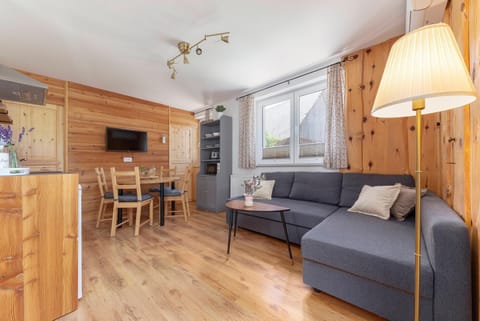 TV and multimedia, Kitchen or kitchenette, Living room