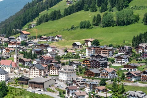 Hotel Residence Gardena Sella Apartment in Santa Cristina Gherdëina