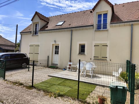 CHAP'S Résidence en centre ville 1 à 11 personnes House in Centre-Val de Loire