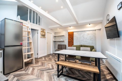 Living room, Dining area