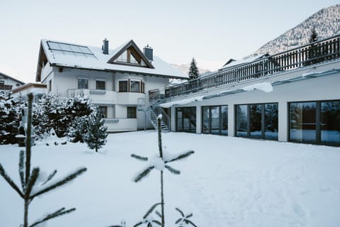 Property building, Winter
