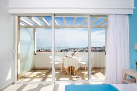 View (from property/room), Balcony/Terrace