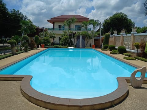 View (from property/room), Pool view