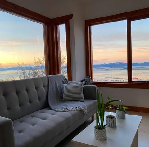 Living room, Mountain view, Sea view, Sea view, Sunrise, Sunset