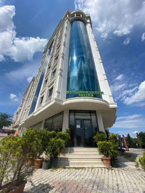 Property building, Facade/entrance