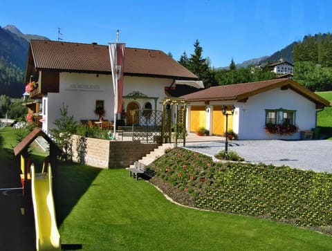 Facade/entrance, Natural landscape