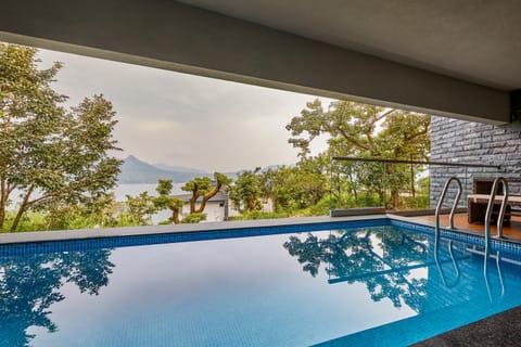 Day, Natural landscape, View (from property/room), Balcony/Terrace, Lake view, Lake view, Landmark view, Landmark view, Mountain view, Mountain view, Pool view, Swimming pool